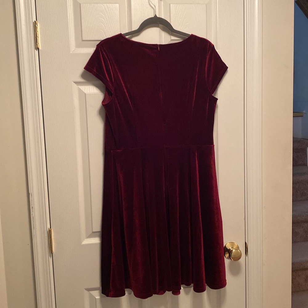 Dressystar Elegant Velvet Dress…size XL - Picture 2 of 5